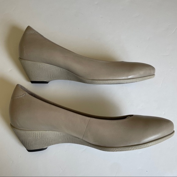 Ecco Grey Round Toe Wedge size 12 - Picture 6 of 9